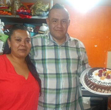 Imágenes para rendir homenaje a persona finada, estas pueden variar en su contenido.