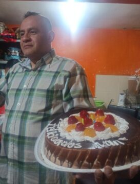 Imágenes para rendir homenaje a persona finada, estas pueden variar en su contenido.