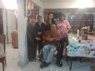 Imágenes para rendir homenaje a persona finada, estas pueden variar en su contenido.