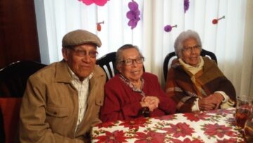 Imágenes para rendir homenaje a persona finada, estas pueden variar en su contenido.