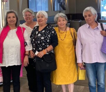 Imágenes para rendir homenaje a persona finada, estas pueden variar en su contenido.