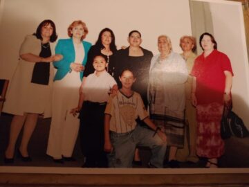 Imágenes para rendir homenaje a persona finada, estas pueden variar en su contenido.