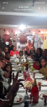 Imágenes para rendir homenaje a persona finada, estas pueden variar en su contenido.