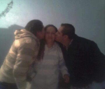 Imágenes para rendir homenaje a persona finada, estas pueden variar en su contenido.