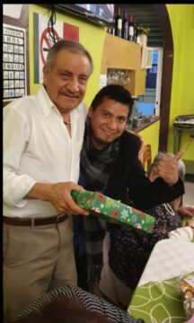 Imágenes para rendir homenaje a persona finada, estas pueden variar en su contenido.