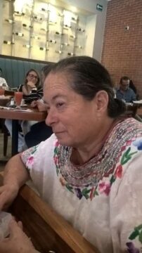 Imágenes para rendir homenaje a persona finada, estas pueden variar en su contenido.