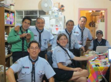 Imágenes para rendir homenaje a persona finada, estas pueden variar en su contenido.