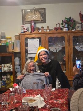 Imágenes para rendir homenaje a persona finada, estas pueden variar en su contenido.