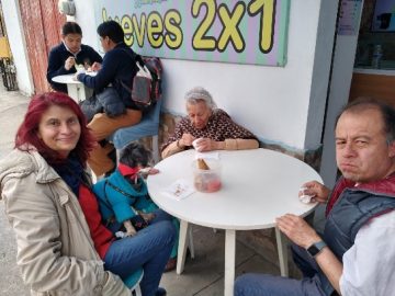 Imágenes para rendir homenaje a persona finada, estas pueden variar en su contenido.