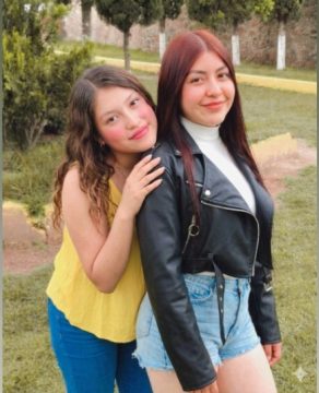 Imágenes para rendir homenaje a persona finada, estas pueden variar en su contenido.