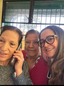 Imágenes para rendir homenaje a persona finada, estas pueden variar en su contenido.