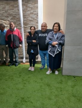 Imágenes para rendir homenaje a persona finada, estas pueden variar en su contenido.