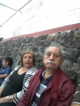 Imágenes para rendir homenaje a persona finada, estas pueden variar en su contenido.