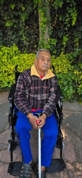 Imágenes para rendir homenaje a persona finada, estas pueden variar en su contenido.