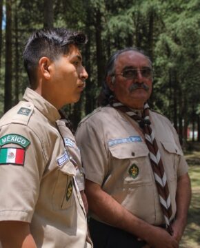 Imágenes para rendir homenaje a persona finada, estas pueden variar en su contenido.