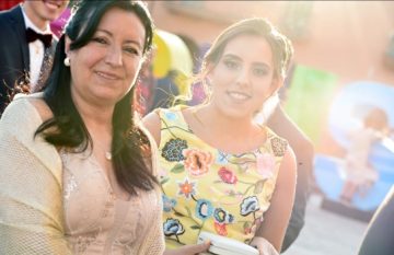 Imágenes para rendir homenaje a persona finada, estas pueden variar en su contenido.