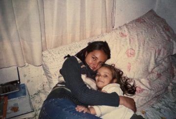 Imágenes para rendir homenaje a persona finada, estas pueden variar en su contenido.