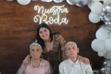 Imágenes para rendir homenaje a persona finada, estas pueden variar en su contenido.