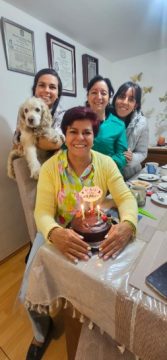 Imágenes para rendir homenaje a persona finada, estas pueden variar en su contenido.
