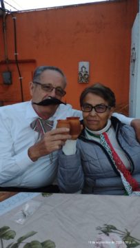 Imágenes para rendir homenaje a persona finada, estas pueden variar en su contenido.