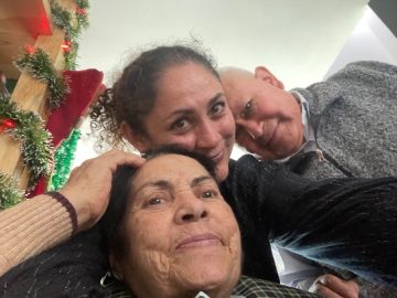 Imágenes para rendir homenaje a persona finada, estas pueden variar en su contenido.