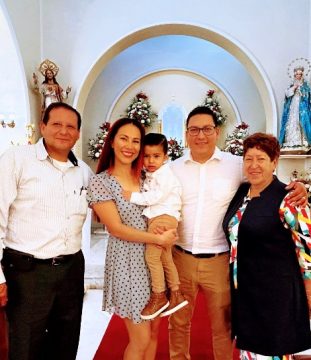 Imágenes para rendir homenaje a persona finada, estas pueden variar en su contenido.