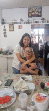 Imágenes para rendir homenaje a persona finada, estas pueden variar en su contenido.