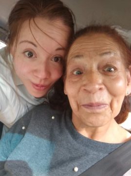 Imágenes para rendir homenaje a persona finada, estas pueden variar en su contenido.