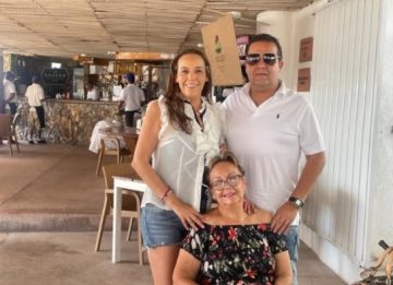 Imágenes para rendir homenaje a persona finada, estas pueden variar en su contenido.