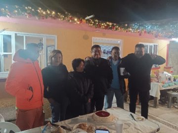 Imágenes para rendir homenaje a persona finada, estas pueden variar en su contenido.