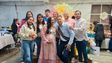 Imágenes para rendir homenaje a persona finada, estas pueden variar en su contenido.