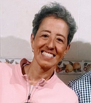 Imágenes para rendir homenaje a persona finada, estas pueden variar en su contenido.
