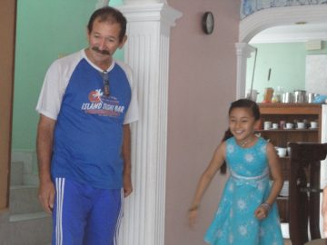 Imágenes para rendir homenaje a persona finada, estas pueden variar en su contenido.
