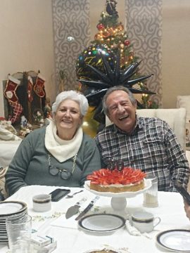 Imágenes para rendir homenaje a persona finada, estas pueden variar en su contenido.